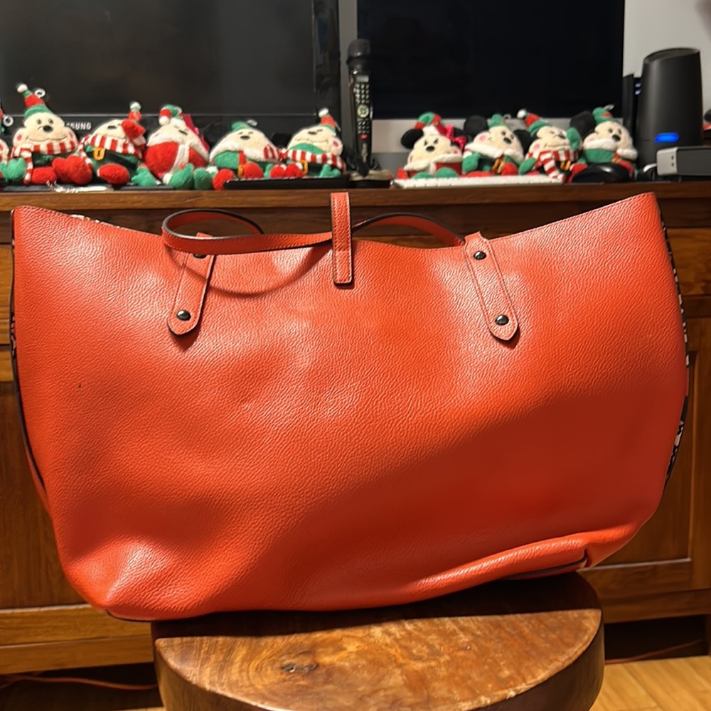 Coach Bag - Picture 4 of 5